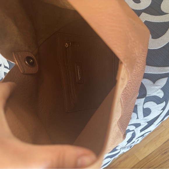 Shiraleah Chic Brown Two Tone Leather Shoulder Bag - Picture 4 of 6